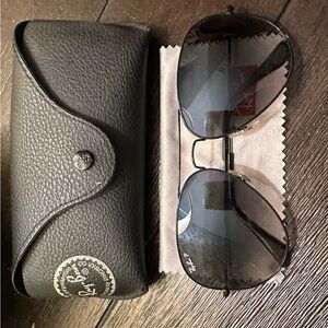 Ray-Ban Classic Aviator Sunglasses